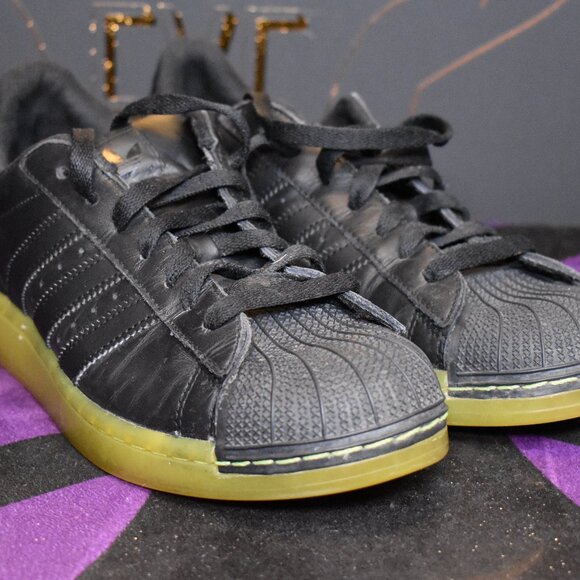 Adidas Black Electric Green Superstar CLR Basketball Shell Toe Shoes size 7 - Picture 2 of 7